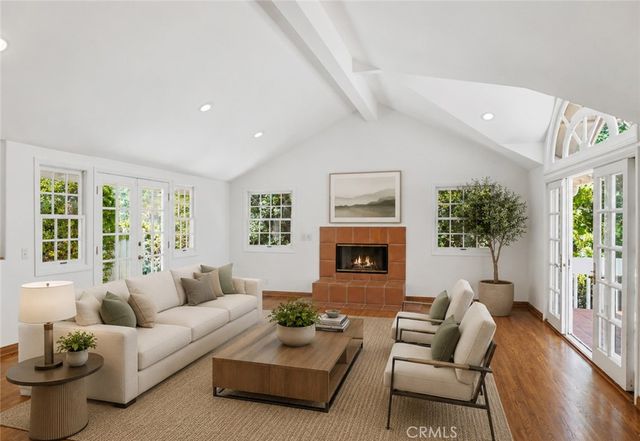 14934 Stonesboro Place, Sherman Oaks, CA 91403