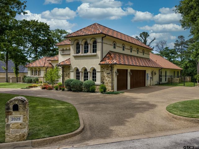 2025 Stonegate Valley Dr, Tyler, TX 75703