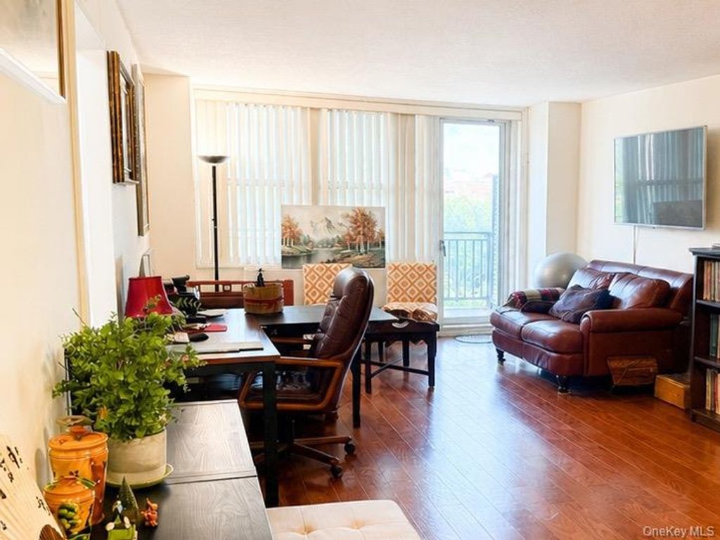 4140 Union Street 6S, Flushing, NY 11355 — photo 4