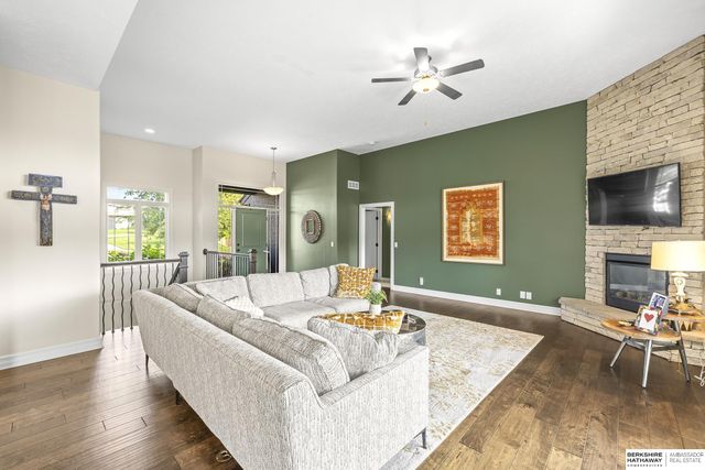 2302 N 178th Street, Omaha, NE 68116