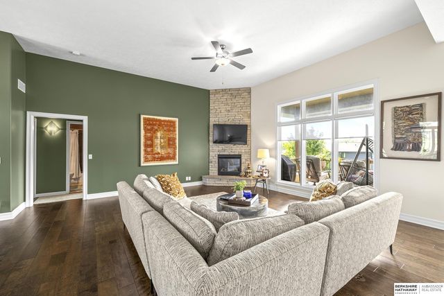 2302 N 178th Street, Omaha, NE 68116