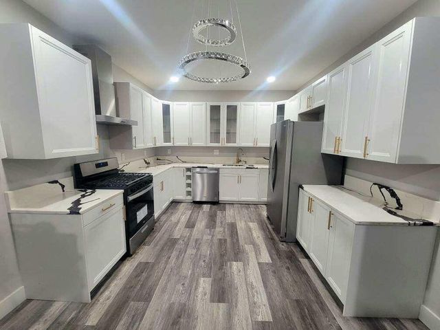 12 E Saint Clair Street, Newark, OH 43055