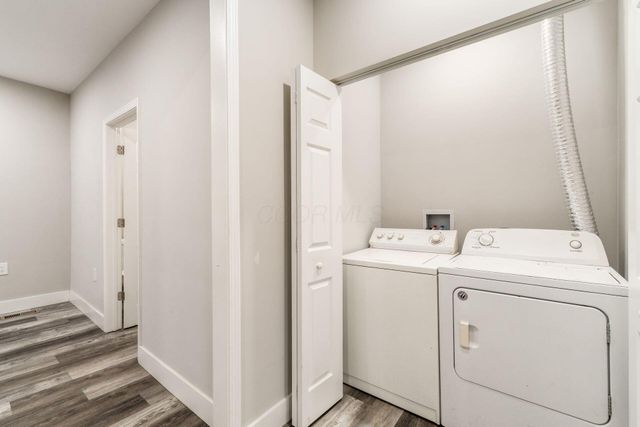 12 E Saint Clair Street, Newark, OH 43055