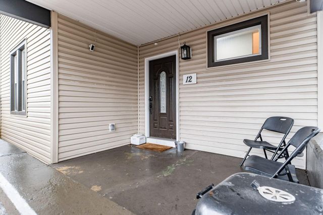 12 E Saint Clair Street, Newark, OH 43055
