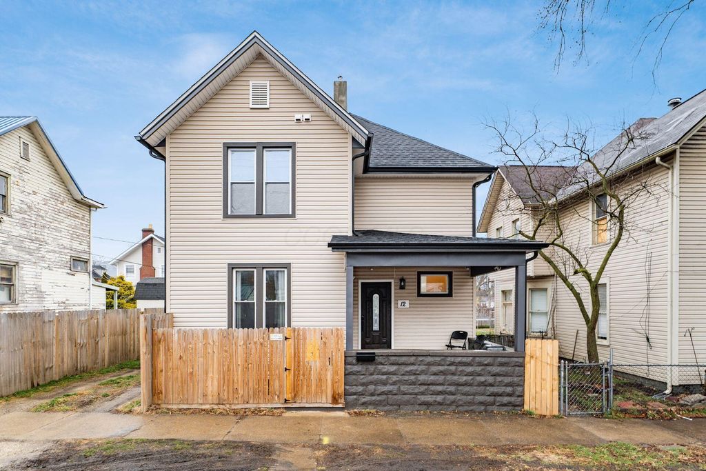 12 E Saint Clair Street, Newark, OH 43055