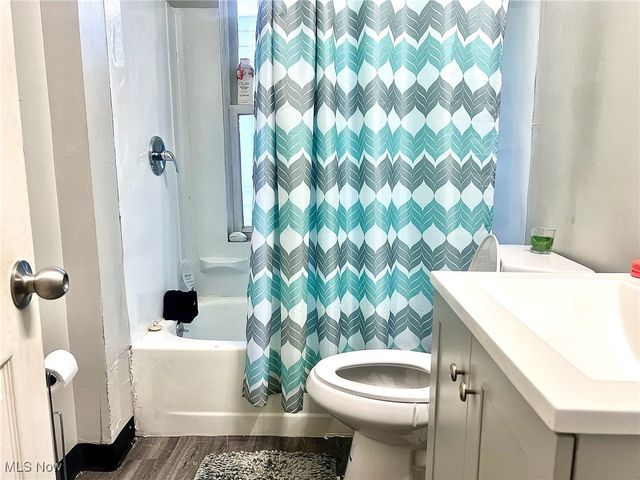 1563 Clermont Road, Cleveland, OH 44110