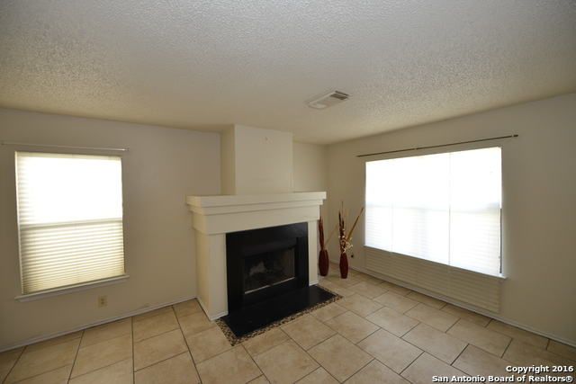 4914 Port Kenton, San Antonio, TX 78240