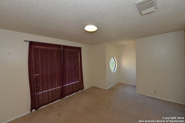 4914 Port Kenton, San Antonio, TX 78240