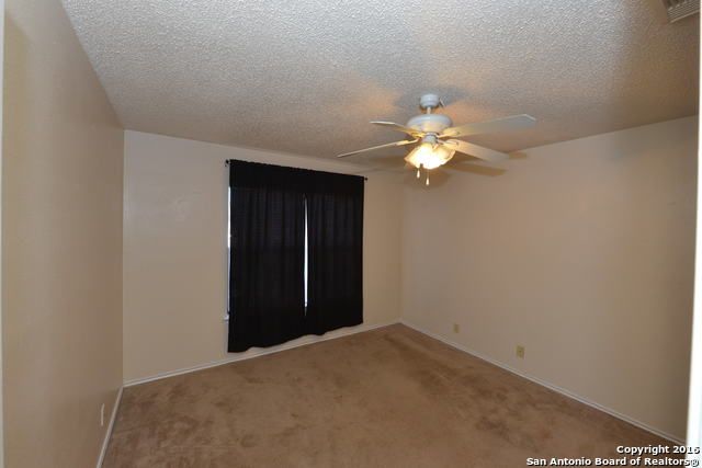 4914 Port Kenton, San Antonio, TX 78240