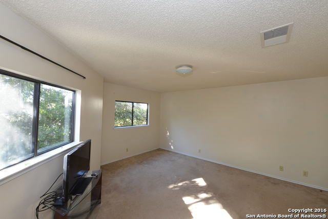 4914 Port Kenton, San Antonio, TX 78240
