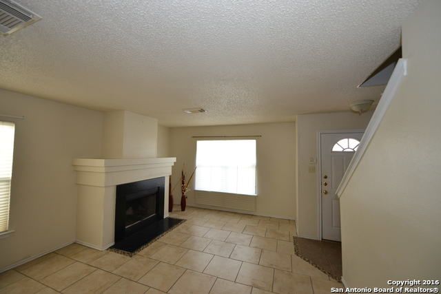 4914 Port Kenton, San Antonio, TX 78240