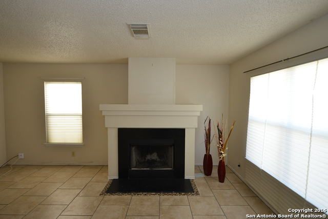 4914 Port Kenton, San Antonio, TX 78240