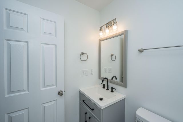 8506 Falling Leaf Lane, North Charleston, SC 29420