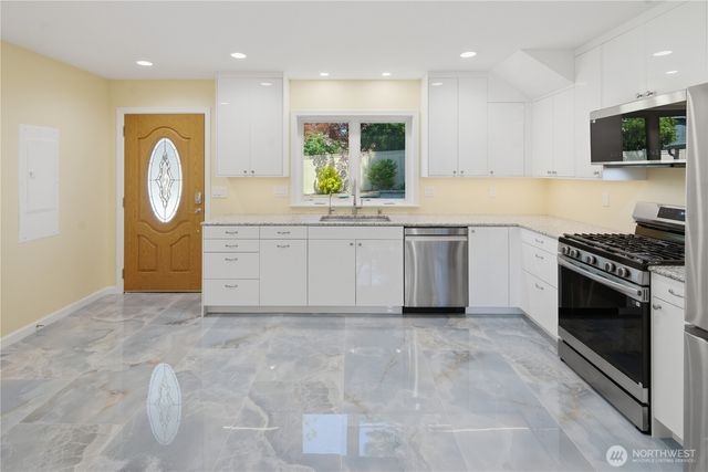 13314 78th Place NE, Kirkland, WA 98034