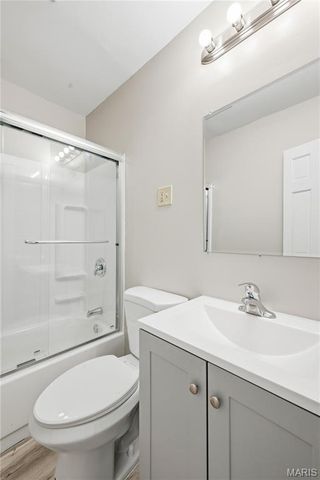 927 N Elm Avenue, Webster Groves, MO 63119