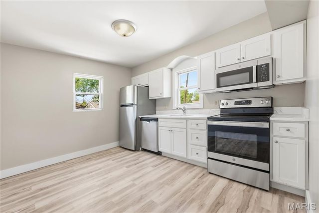 927 N Elm Avenue, Webster Groves, MO 63119