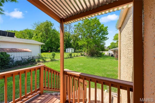 927 N Elm Avenue, Webster Groves, MO 63119