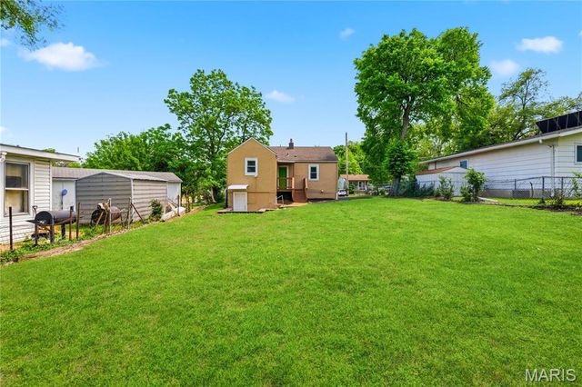 927 N Elm Avenue, Webster Groves, MO 63119