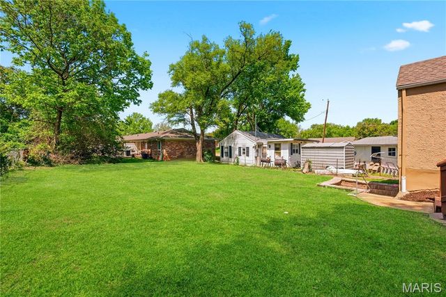 927 N Elm Avenue, Webster Groves, MO 63119