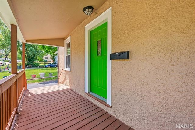 927 N Elm Avenue, Webster Groves, MO 63119