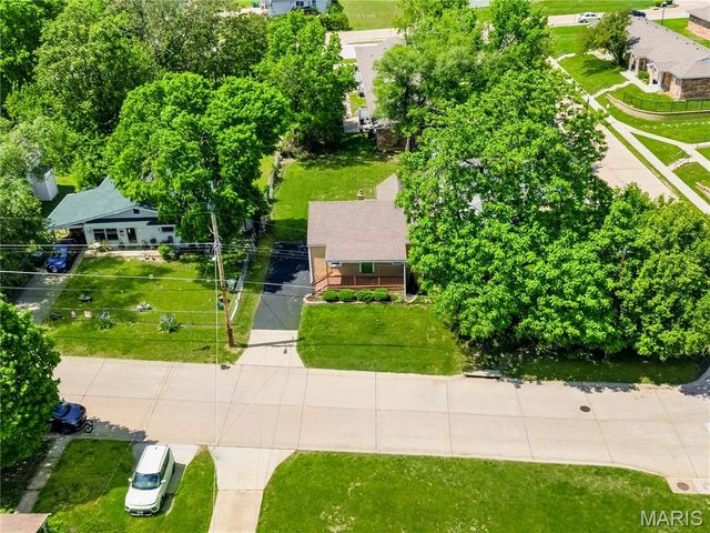 927 N Elm Avenue, Webster Groves, MO 63119