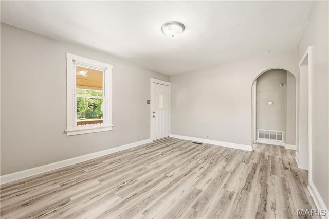 927 N Elm Avenue, Webster Groves, MO 63119