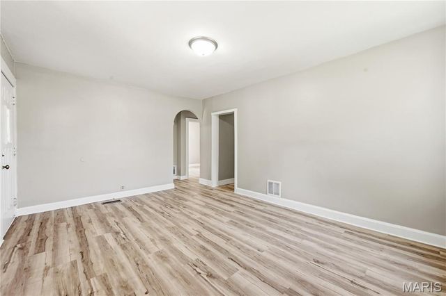 927 N Elm Avenue, Webster Groves, MO 63119