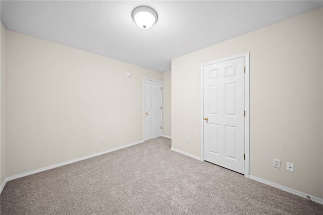 4 Winters Lane, Bella Vista, AR 72714