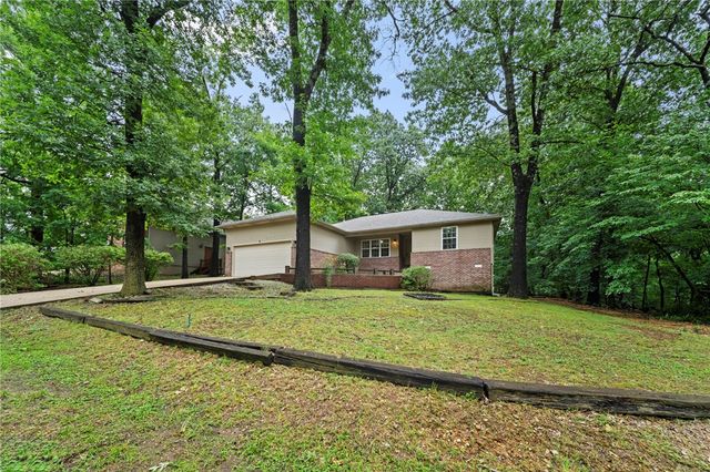 4 Winters Lane, Bella Vista, AR 72714