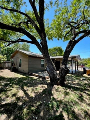 7909 Lazy LN A, Austin, TX 78757