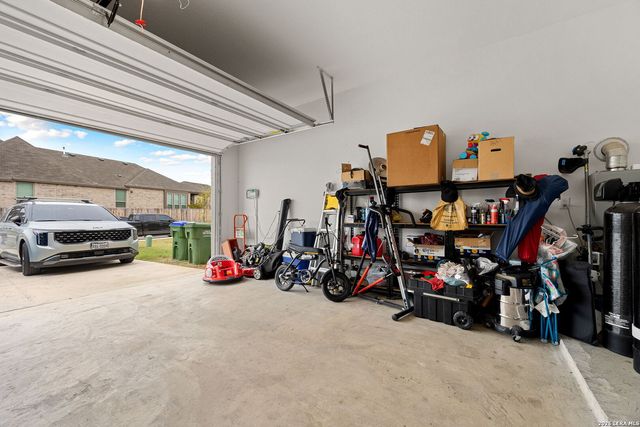 12418 Revolver Run, San Antonio, TX 78254