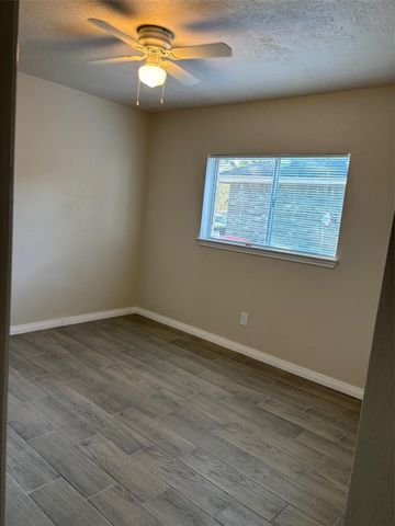 14207 Timberhaven Drive, Houston, TX 77066