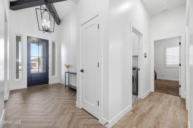 889 Kirkby Way, El Paso, TX 79928
