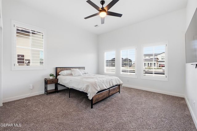 889 Kirkby Way, El Paso, TX 79928