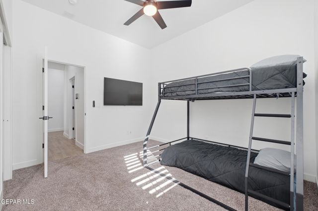 889 Kirkby Way, El Paso, TX 79928