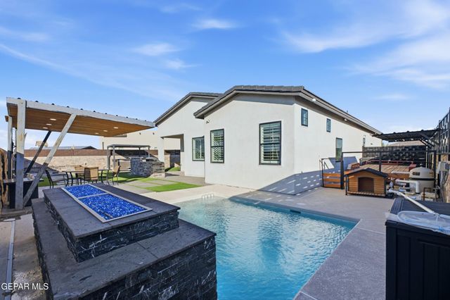 889 Kirkby Way, El Paso, TX 79928