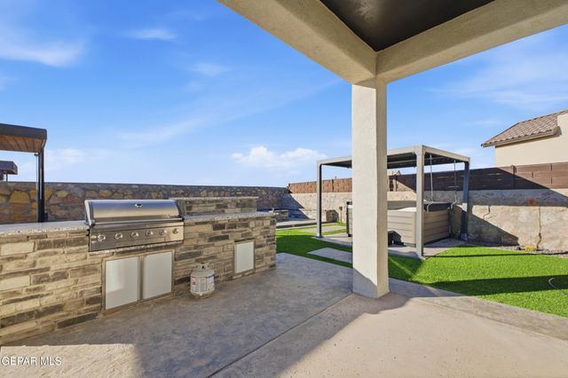 889 Kirkby Way, El Paso, TX 79928