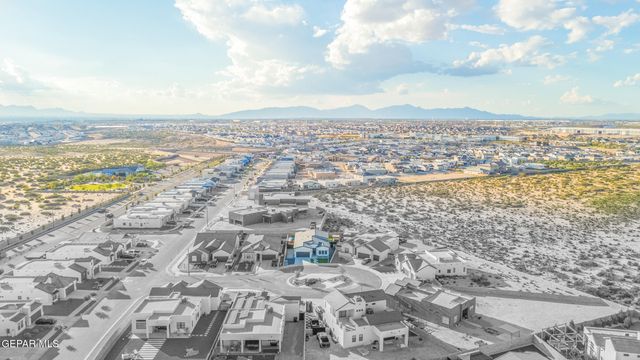 889 Kirkby Way, El Paso, TX 79928