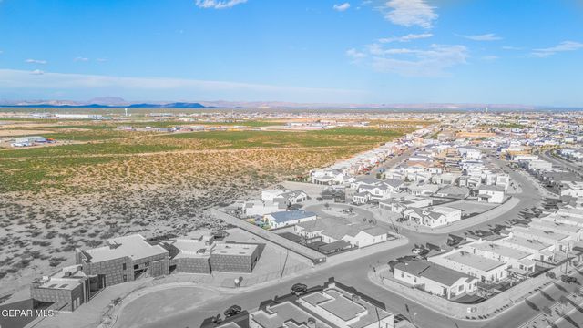 889 Kirkby Way, El Paso, TX 79928