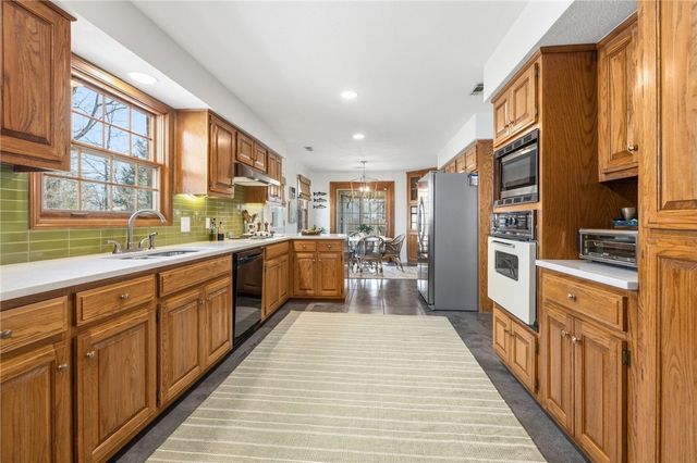 1623 Windsor Avenue, Springdale, AR 72764