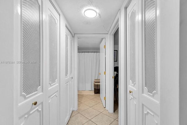 4550 NW 18th Ave 206, Deerfield Beach, FL 33064