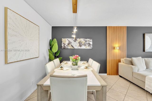 4550 NW 18th Ave 206, Deerfield Beach, FL 33064