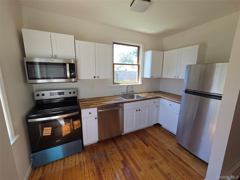 41 Lakewood Street, Wyandanch, NY 11798 — photo 4