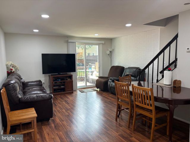 8551 BRAXTED LN, Manassas, VA 20110