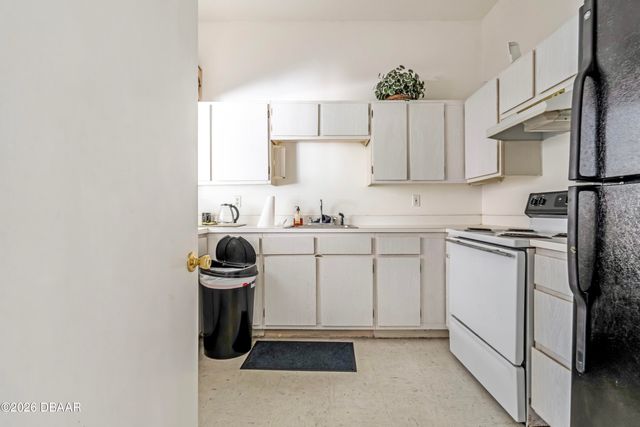 840 Center Ave Apt 24, Holly Hill, FL 32117