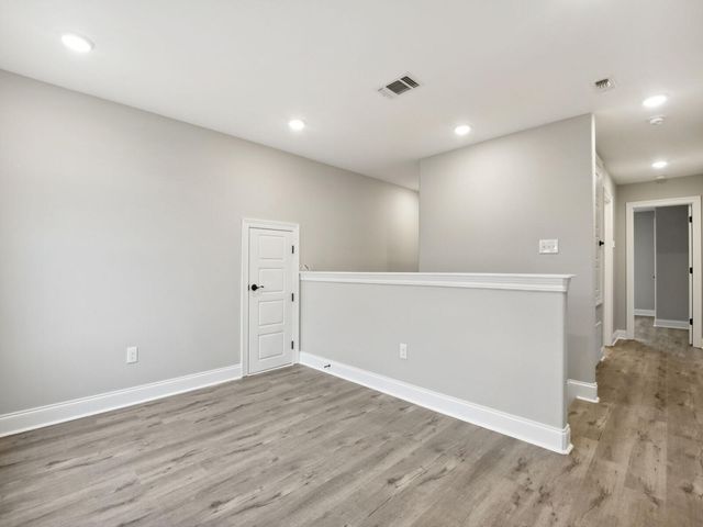 18 S Founders Way, Hattiesburg, MS 39401