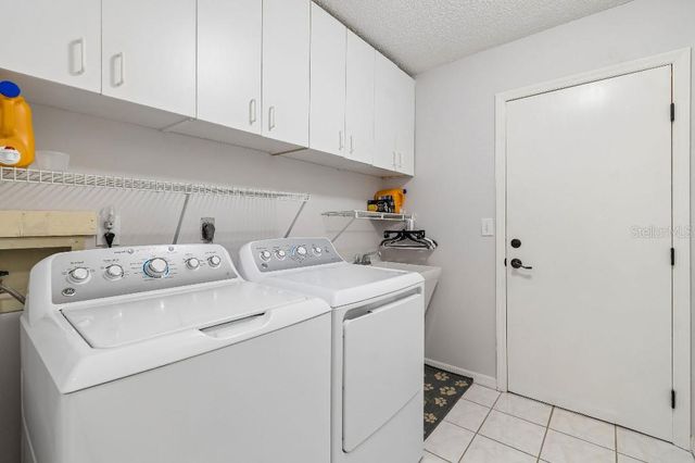 2035 E DEL WEBB BOULEVARD, Sun City Center, FL 33573