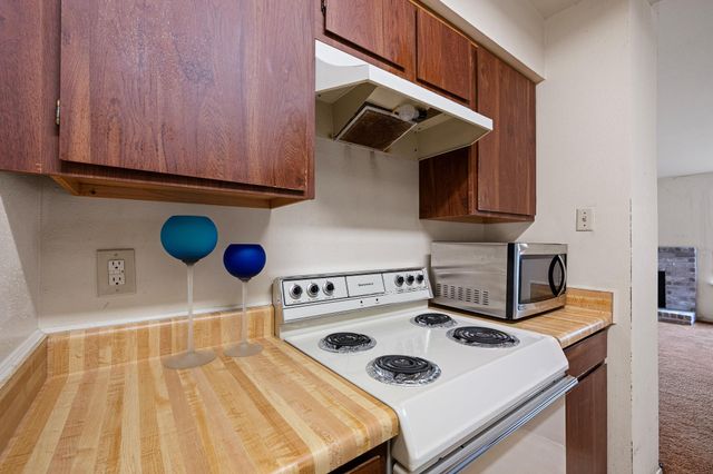 7606 Pepperbrook Drive, Houston, TX 77041