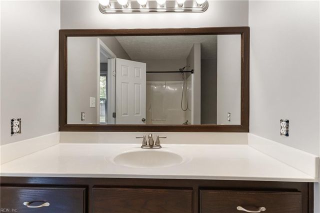 12407 Beech TRL, Gloucester, VA 23061