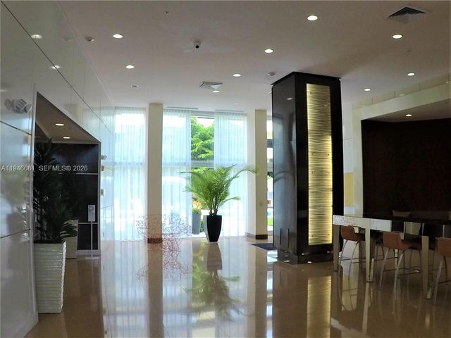 2775 NE 187th Street 506, Aventura, FL 33180